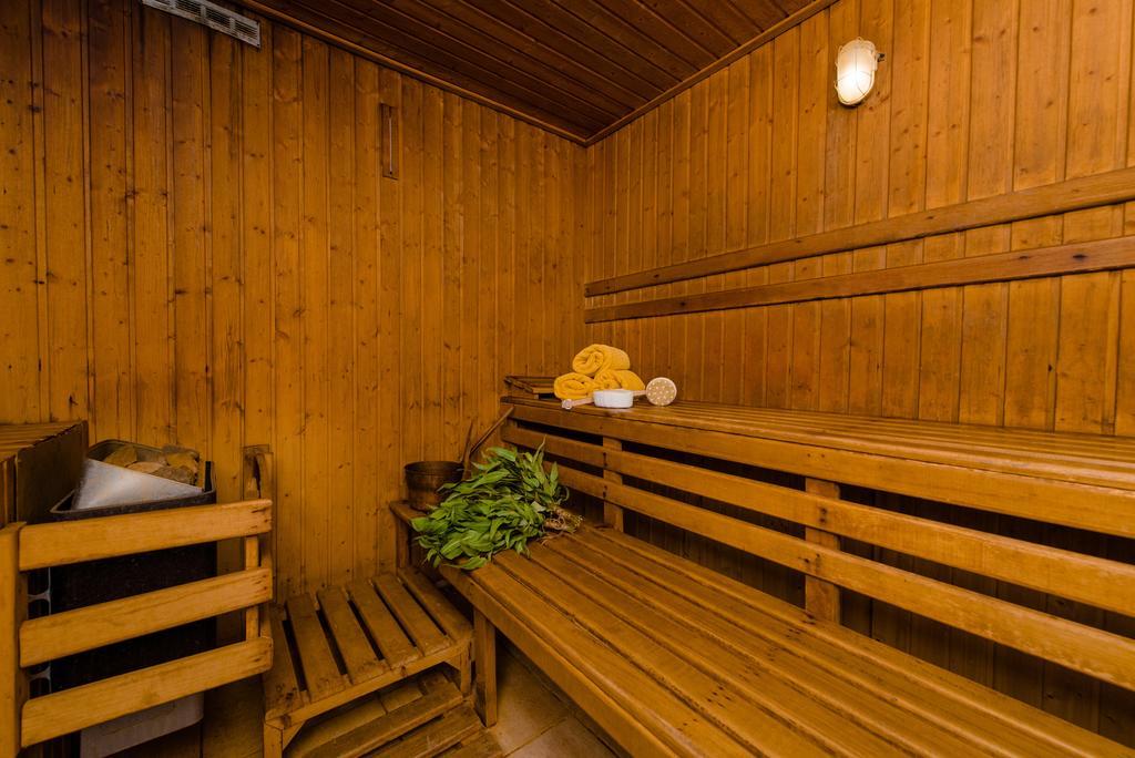 Estella Hotel Apartments Лімасол Екстер'єр фото